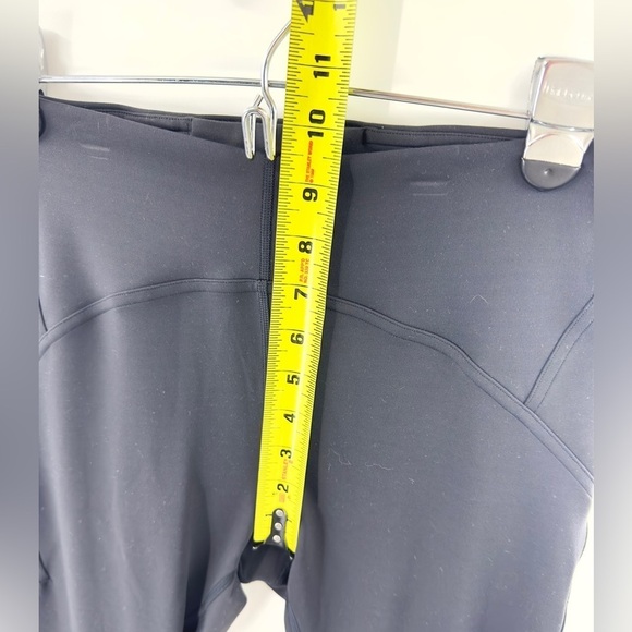 Lululemon Womens InStill High Rise Crop Leggings Size 8 Black 23" Inseam 2022 - Picture 8 of 10